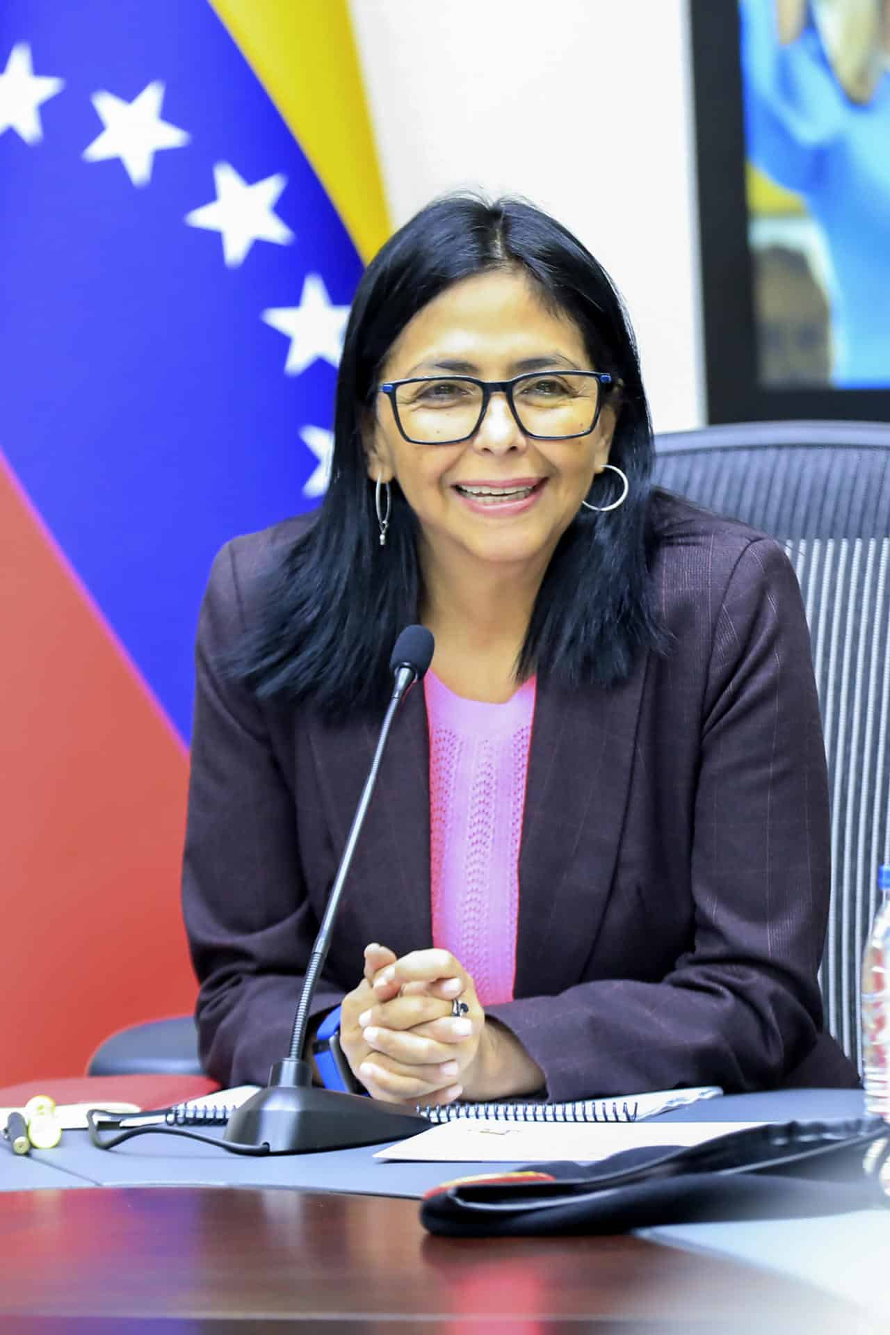 Fotografía cedida de la presidenta encargada de Venezuela, Delcy Rodríguez, hablando en un acto de gobierno este miércoles, en Caracas (Venezuela) EFE/ Zurimar Campos/ Palacio de Miraflores