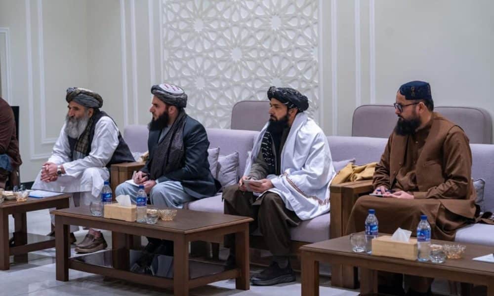 KABUL (Afghanistan), 25/01/2026.- A handout photo made available by the Taliban's Interior Ministry shows Afghanistan's delegation during the meeting between Afghanistan’s Acting Interior Minister Sirajuddin Haqqani and United Nations Under-Secretary-General for Political and Peacebuilding Affairs Rosemary DiCarlo (both not pictured) in Kabul, Afghanistan, 25 January 2026. Afghanistan’s Acting Interior Minister Sirajuddin Haqqani met with a visiting United Nations delegation led by Rosemary DiCarlo to discuss engagement between Afghanistan and the international community, cooperation on counter-narcotics efforts, economic stability, private sector restrictions, and humanitarian assistance. (Afganistán) EFE/EPA/TALIBAN INTERIOR MINISTRY HANDOUT HANDOUT EDITORIAL USE ONLY/NO SALES