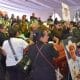 Fotografía de archivo de familiares y amigos en el funeral del alcalde Carlos Manzo, en el municipio de Uruapan, Michoacán (México). EFE/ Marco Antonio Duarte
