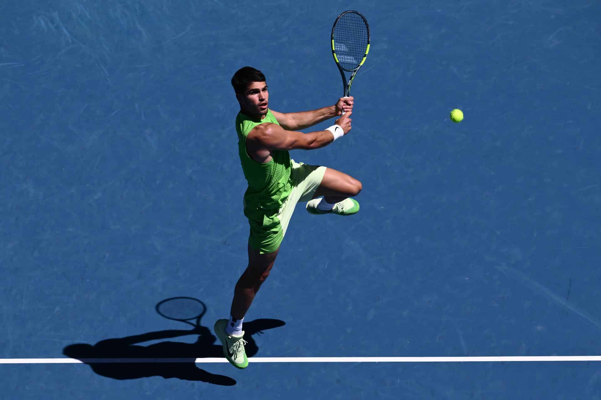 El número uno del mundo, el español Carlos Alcaraz, impuso su autoridad ante el francés Corentin Moutet y se situó en los octavos de final del Abierto de Australia 
EFE/EPA/JOEL CARRETT NO ARCHIVING AUSTRALIA AND NEW ZEALAND OUT