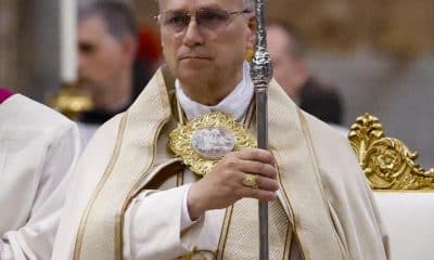 El Papa León XIV dirige las Vísperas en la Fiesta de la Conversión de San Pablo Apóstol en la Basílica de San Pablo Extramuros en Roma, Italia, 25 de enero de 2026. (Papa, Italia, Roma) EFE/EPA/FABIO FRUSTACI