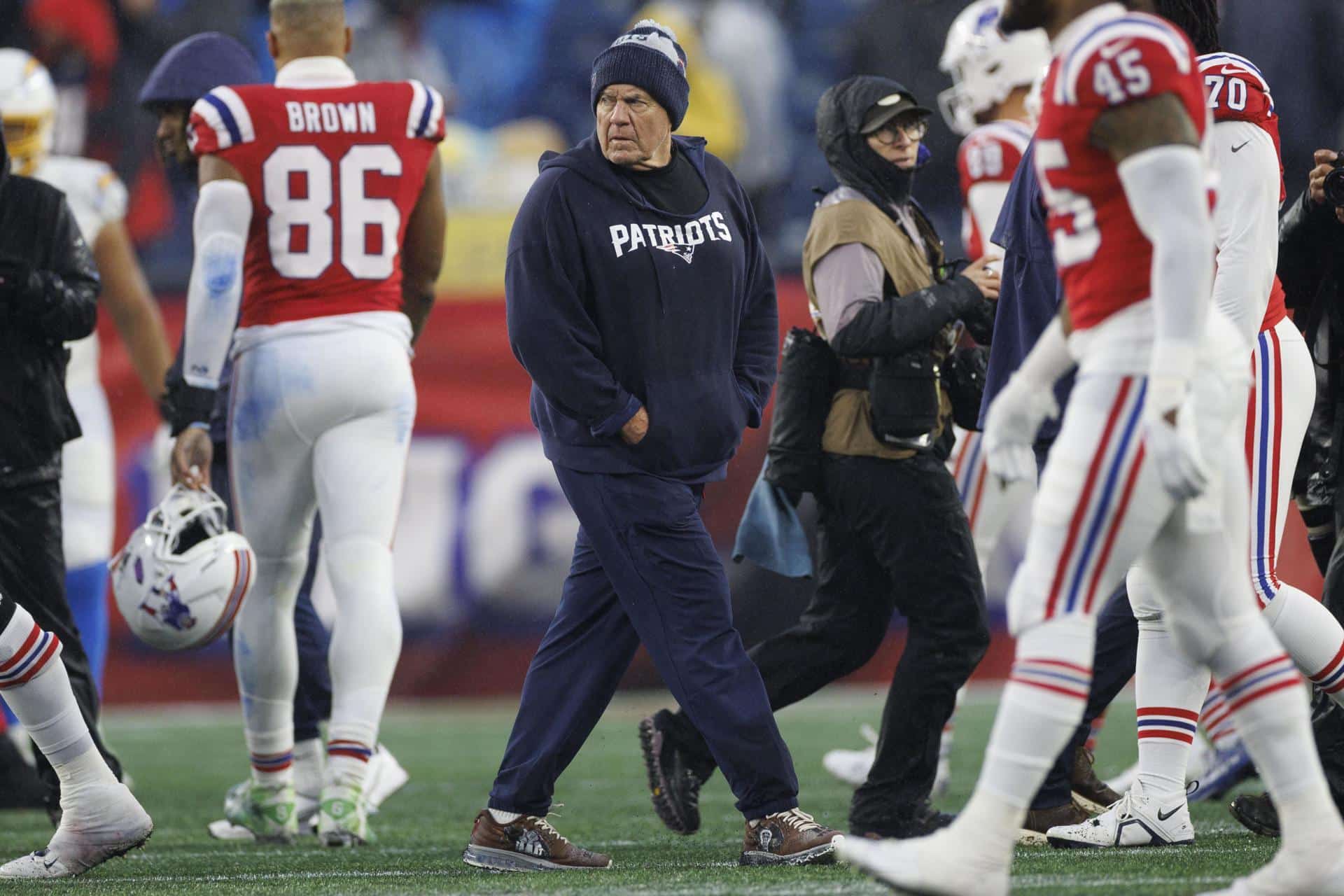 Bill Belichick, como entrenador de los New England Patriots, durante un partido. EFE/EPA/CJ GUNTHER
