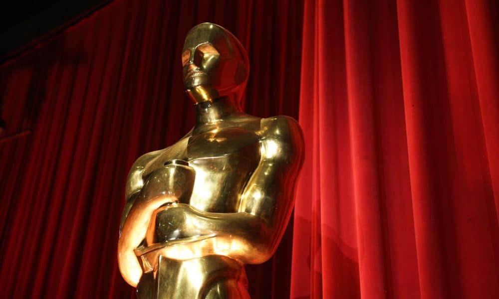 Un modelo de un Premio de la Academia (estatuilla del Óscar) en el escenario durante la ceremonia de nominaciones de la 98.ª edición de los Premios de la Academia (Óscar 2026) en el Teatro Samuel Goldwyn, en Beverly Hills, California, Estados Unidos, el 22 de enero de 2026. EFE/CHRIS TORRES