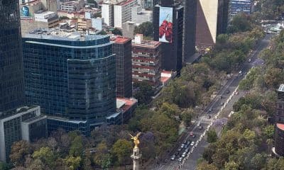 Panorámica donde se ve el monumento Ángel de la Independencia en la Ciudad de México (México). Fotografía de archivo. EFE/ Alex Cruz