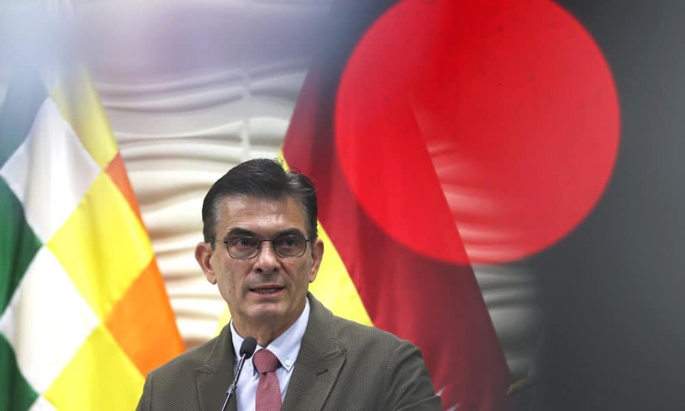 Fotografía de archivo del presidente de Bolivia, Rodrigo Paz. EFE/ Luis Gandarillas