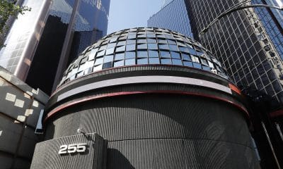 Fotografía del edificio de la Bolsa Mexicana de Valores en Ciudad de México (México). Imagen de archivo. EFE/ Mario Guzmán