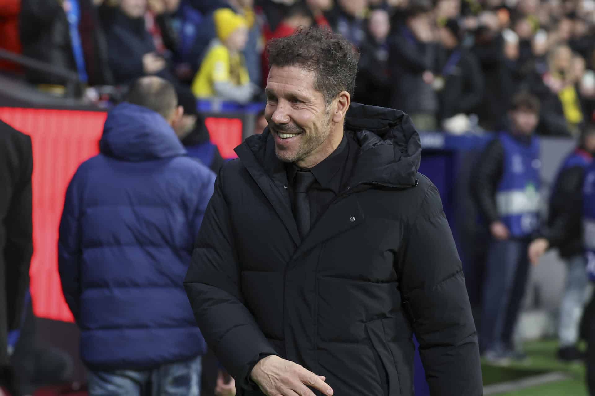 El técnico argentino del Atlético de Madrid, Diego Pablo Simeone, durante el encuentro correspondiente a la última jornada de la fase regular de la Liga de Campeones que disputaron Atlético de Madrid y Bodo/Glimt en el estadio Metropolitano, en Madrid. EFE / Kiko Huesca.
