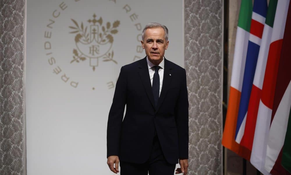 Fotografía de archivo, tomada el 06/01/2026, que muestra al primer ministro de Canadá, Mark Carney, durante un acto en París, Francia. EFE/EPA/YOAN VALAT / POOL