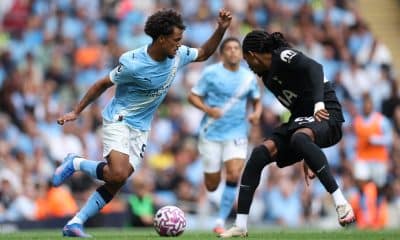 El jugador del Manchester City, Oscar Bobb. EFE/EPA/ADAM VAUGHAN