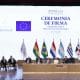 El presidente de Argentina, Javier Milei (i), habla en la ceremonia de la firma del acuerdo de libre comercio entre la Unión Europea (UE) y los países del Mercosur este sábado, en Asunción (Paraguay). EFE/ Juan Pablo Pino