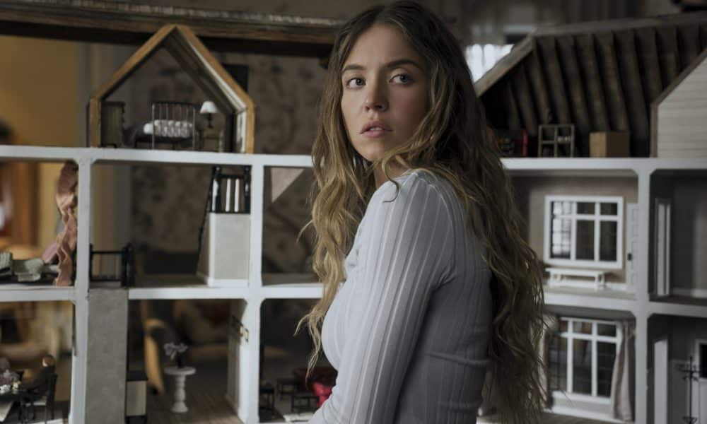 La actriz Sydney Sweeney lidera la primera cartelera del año con 'La asistenta'. Basada en la novela homónima de Freida McFadden 'La asistenta' (2022), que se convirtió en superventas gracias a la popularidad que alcanzó entre la comunidad lectora de TikTok. EFE/Daniel McFadden/Lionsgate -SOLO USO EDITORIAL/SOLO DISPONIBLE PARA ILUSTRAR LA NOTICIA QUE ACOMPAÑA (CRÉDITO OBLIGATORIO)-