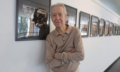 FOTO ARCHIVO. El fotógrafo estadounidese Robert Royal posa en la exposición "Robert Royal: Fotografías Españolas 1967-2014" EFE/ J. M. García