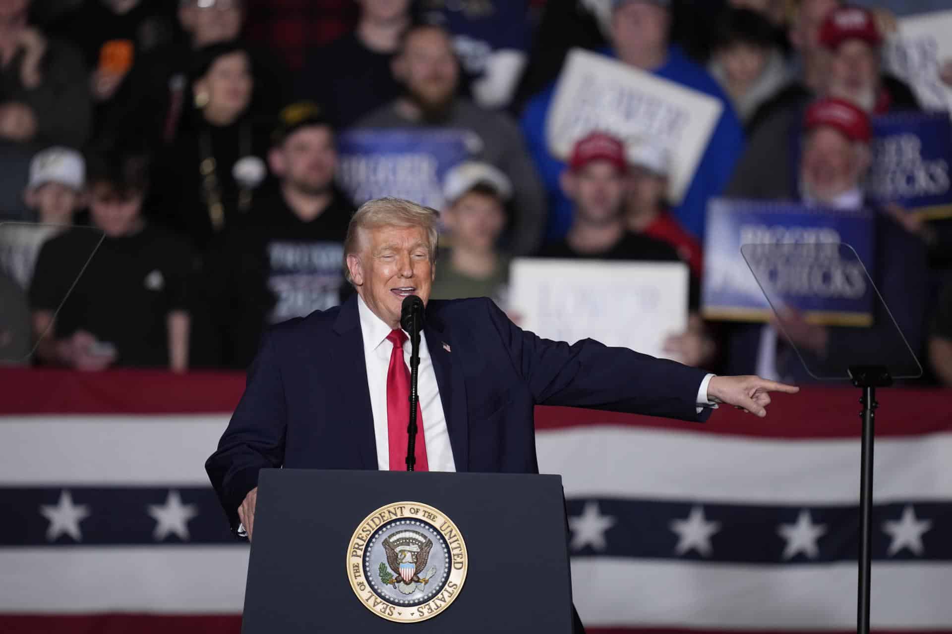 Fotografía de archivo del presidente de EE.UU., Donald J. Trump. EFE/EPA/MATTHEW PUTNEY