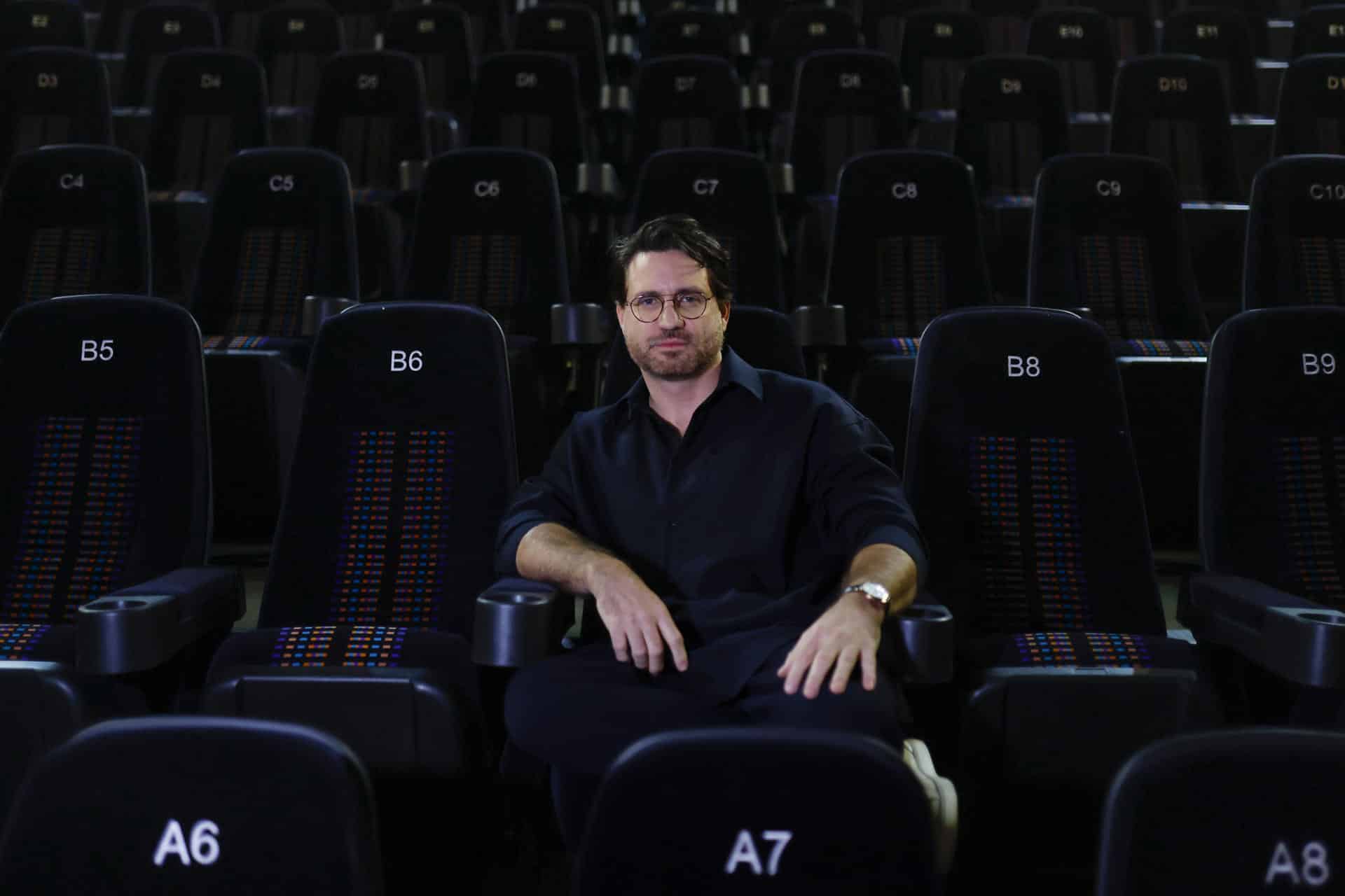 El actor y productor venezolano, Édgar Ramírez, posa durante una entrevista con EFE este sábado, en Guadalajara (México). EFE/ Francisco Guasco