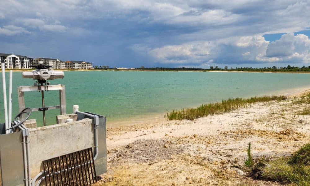 Fotografía de archivo donde se muestra un lago ubicado en el centro de la ciudad de Babcock Ranch, situada al noreste de la ciudad de Fort Myers en Florida (EE.UU.). EFE/ Antoni Belchi