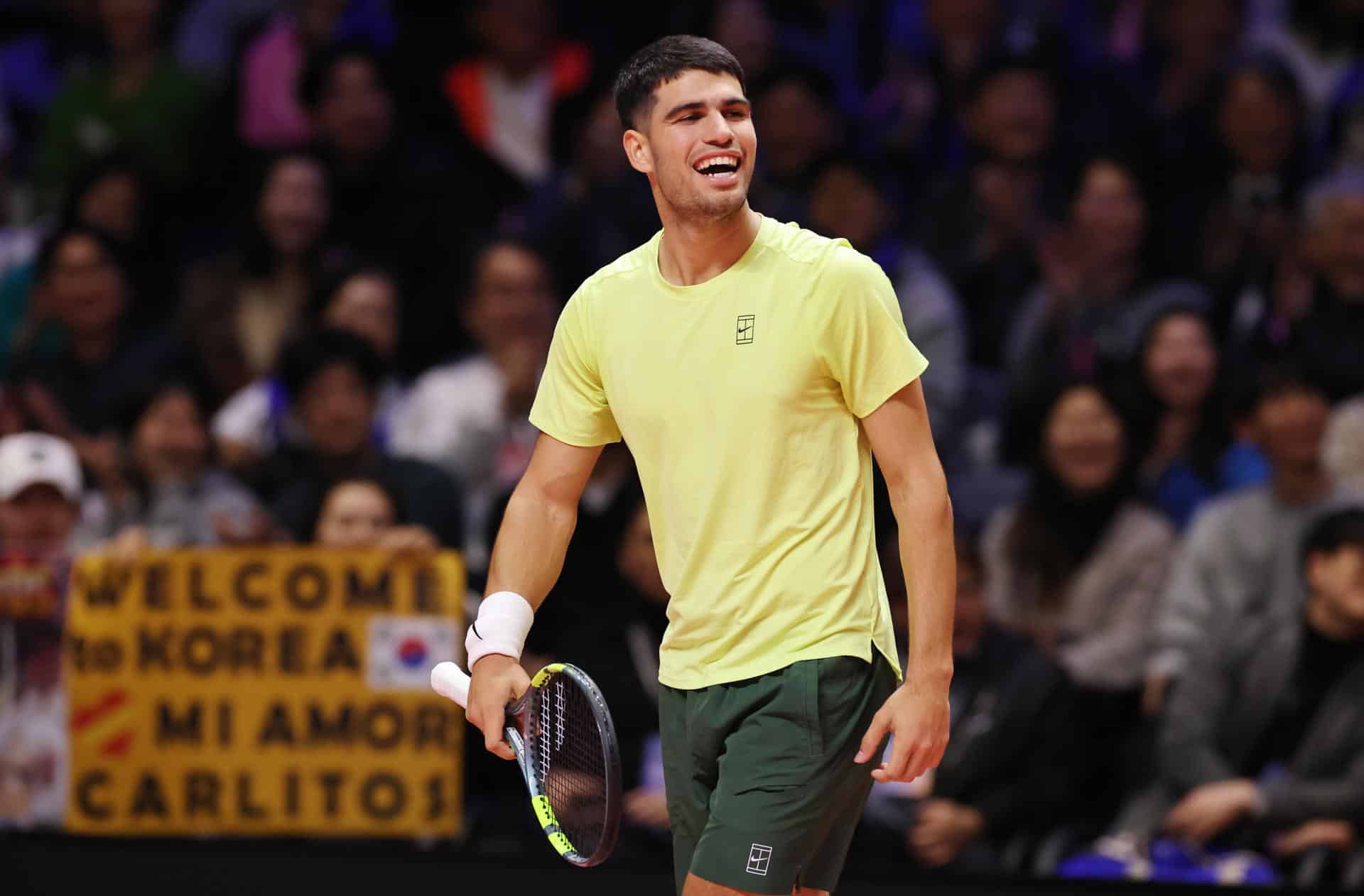 Carlos Alcaraz, durante el partido de exhibición frente a Jannik Sinner disputado en Incheon (Corea del Sur). EFE/EPA/HAN MYUNG-GU