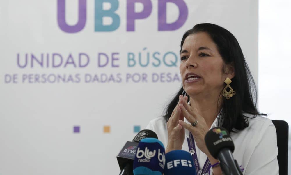 La directora general de la Unidad de Búsqueda de Personas Dadas por Desaparecidas (UBPD), Luz Janeth Forero Martínez, habla durante una rueda de prensa este viernes, en Bogotá (Colombia). EFE/ Carlos Ortega