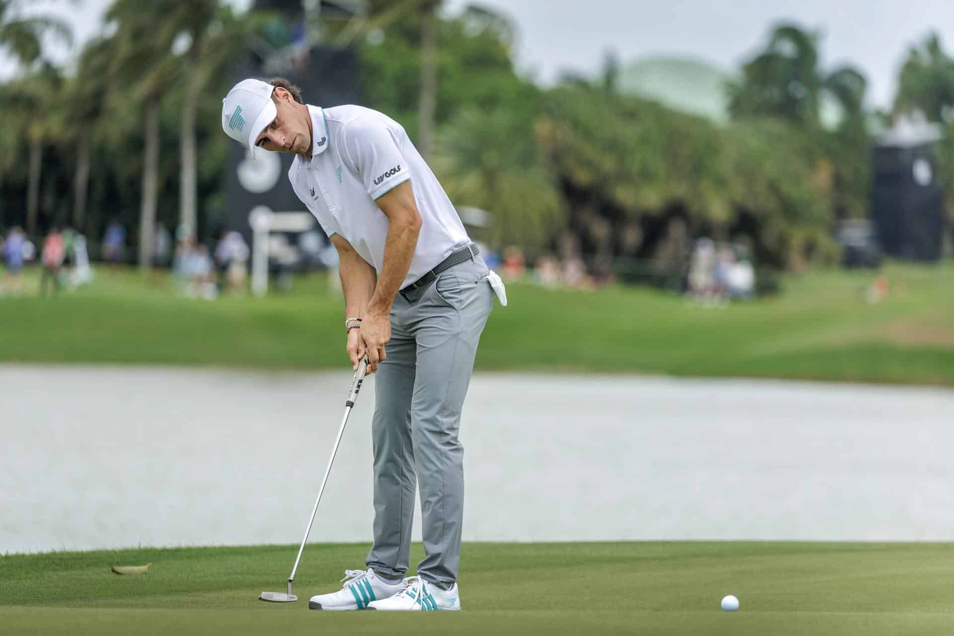 El golfista chileno Joaquín Niemann, capitán del equipo Torque GC, durante el torneo disputado en Doral (Florida, EE.UU.), de la Liga LIV. EFE/EPA/CRISTOBAL HERRERA-ULASHKEVICH
