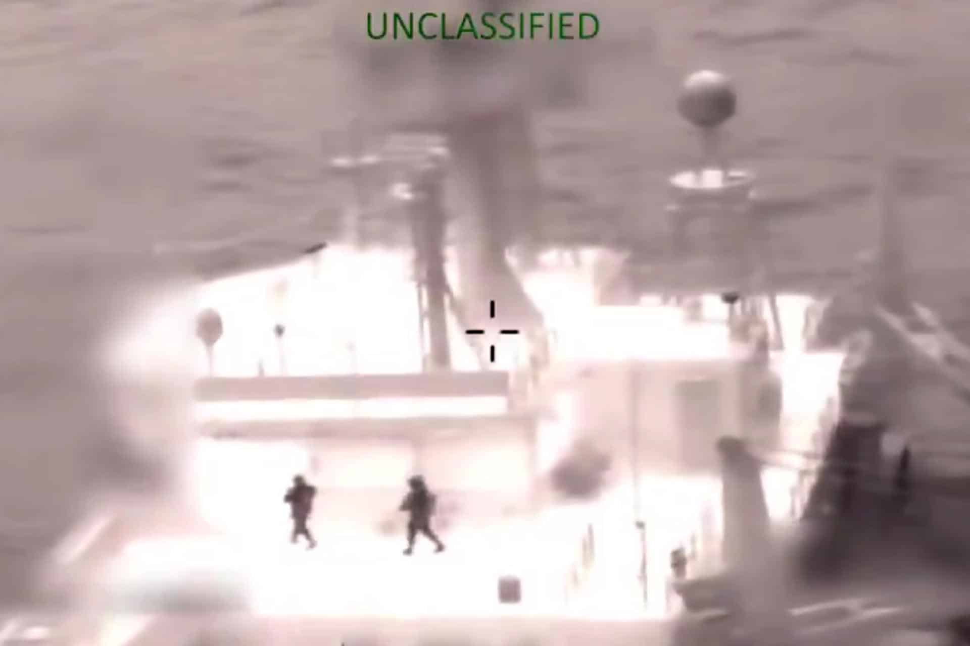 Captura de pantalla tomada de la cuenta oficial de la red social X @ Southcom del Comando Sur de los Estados Unidos que muestra la intercepción del buque petrolero 'Olina' este viernes, en aguas del Caribe. EFE/ @Southcom /SOLO USO EDITORIAL/NO VENTAS/ SOLO DISPONIBLE PARA ILUSTRAR LA NOTICIA QUE ACOMPAÑA (CRÉDITO OBLIGATORIO)