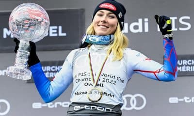 La estadounidense Mikaela Shiffrin, líder de la general de la competición de la regularidad y de la clasificación de la disciplina, que ganó el eslalon nocturno puntuable para la Copa del Mundo de esquí alpino disputado este martes en la estación austriaca de Flachau, en una imagen de archivo. EFE/EPA/URS FLUEELER