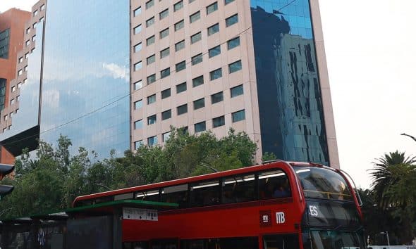 Fotografía que muestra la fachada del Hotel Barceló este lunes, en Ciudad de México (México). EFE/ Sáshenka Gutiérrez