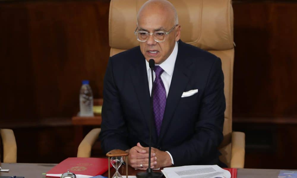 El presidente de la Asamblea Nacional (AN), Jorge Rodríguez habla este 15 de enero de 2026, en Caracas (Venezuela). EFE/ Ronald Peña R.