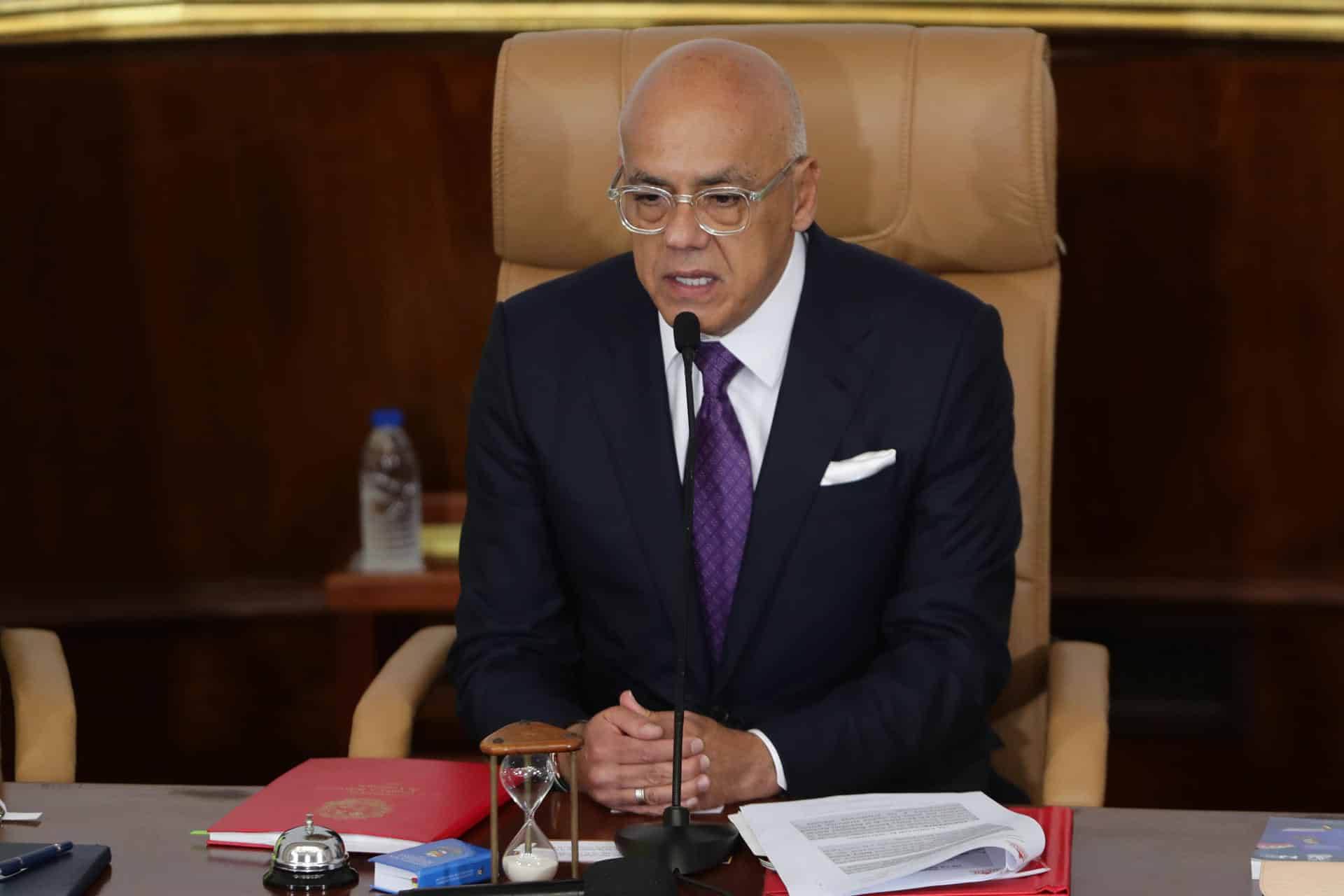 El presidente de la Asamblea Nacional (AN), Jorge Rodríguez habla este 15 de enero de 2026, en Caracas (Venezuela). EFE/ Ronald Peña R.