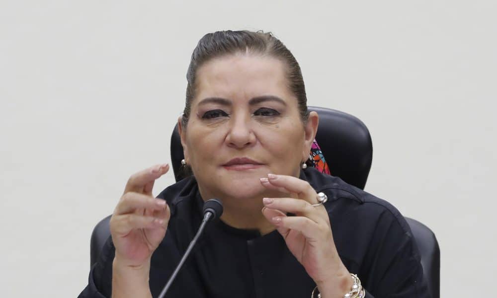 La consejera presidenta del Instituto Nacional Electoral (INE), Guadalupe Taddei Zavala, habla durante la sesión extraordinaria del Consejo General del INE, en la Ciudad de México (México). Imagen de archivo. EFE/ Mario Guzmán
