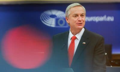 Fotografía de archivo del 3 de febrero de 2026 del presidente electo de Chile, José Antonio Kast, hablando en la VII Cumbre Transatlántica en Bruselas (Bélgica). EFE/ Olivier Hoslet