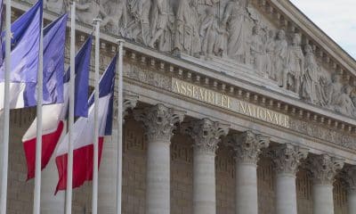 FOTO ARCHIVO. Exterior de la Asamblea Nacional, sede del Parlamento francés. EFE/ Edgar Sapiña