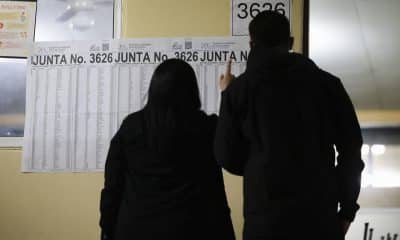 Los costarricenses acuden a las urnas para elegir al presidente y a los 57 diputados del Congreso para el periodo 2026-2030, tras una campaña electoral marcada por la ventaja en las encuestas de la oficialista del derechista Partido Pueblo Soberano, Laura Fernández, y el intento de los restantes 19 candidatos por meterse en la pelea y avanzar a una eventual segunda ronda. EFE/Jeffrey Arguedas