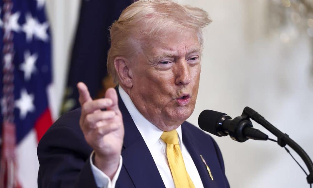 EFE/EPA/JIM LO SCALZO / POOL