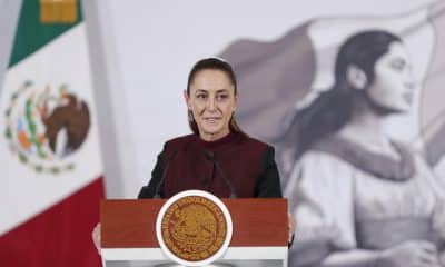 La presidenta de México, Claudia Sheinbaum, participa en una rueda de prensa este miércoles en Palacio Nacional de la Ciudad de México (México). EFE/ Isaac Esquivel