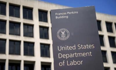 Fotografía de archivo de una oficina del Departamento de Trabajo de EE.UU. EFE/EPA/WILL OLIVER