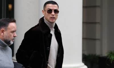 El capitán de la selección portuguesa de fútbol y jugador del Al-Nassr saudí, Cristiano Ronaldo (d). EFE/Octavio Guzmán