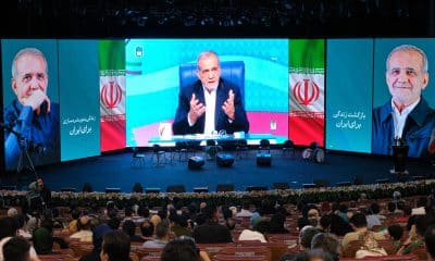 El presidente de Irán, Masoud Pezeshkian, participa en un mitin en Teherán antes de ser elegido. EFE/Jaime León