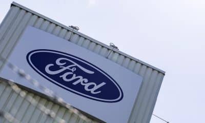 El logo de Ford, en una fotografía de archivo. EFE/CHRISTOPHER NEUNDORF
 
//////////
 
COLOGNE (Germany), 15/05/2025.- A Ford logo stands in front of the Ford plant in Cologne, Germany, 15 May 2025. The US car manufacturer plans to cut 4000 jobs in Europe by the end of 2027. Of these, 2900 jobs are to be cut in Cologne alone. (Alemania, Colonia) EFE/EPA/CHRISTOPHER NEUNDORF