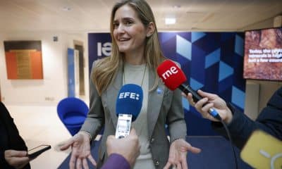 La vicepresidenta tercera del Gobierno español y ministra de Transición Ecológica, Sara Aagesen, este miércoles en París en la cumbre de la AIE. EFE/EPA/YOAN VALAT