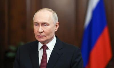 El presidente ruso, Vladímir Putin, pronuncia su discurso a los veteranos de guerra, personal militar, el personal civil de las Fuerzas Armadas rusas y a los ciudadanos rusos en general con motivo del Día del Defensor de la Patria desde el Kremlin en Moscú, Rusia, el 23 de febrero de 2026. EFE/EPA/VYACHESLAV PROKOFYEV / SPUTNIK / KREMLIN / POOL MANDATORY CREDIT
