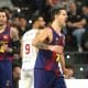 El base del Barcelona Nico Laprovittola celebra una canasta durante el partido de semifinales de la Copa del Rey de Baloncesto que Barcelona y Baskonia disputaron en el Roig Arena, en Valencia. EFE/ Manuel Bruque