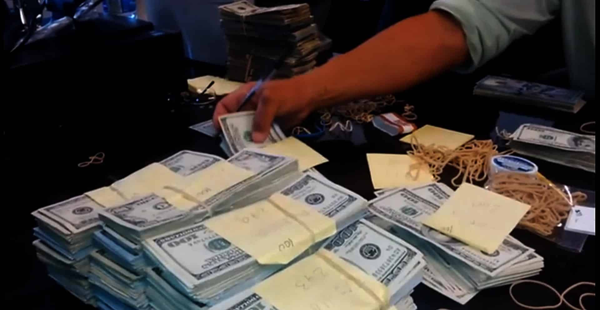 Fotografía de dinero en efectivo. EFE/STR