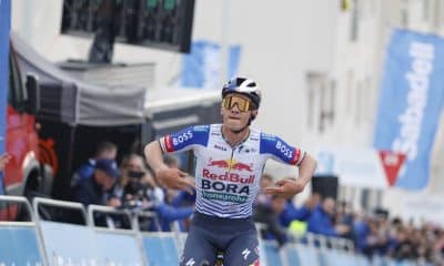 El ciclista belga Remco Evenepoel (RedBull Bora) se impone en la etapa reina de la Volta a la Comunitat Valenciana-GP Banc Sabadell, disputada este sábado entre La Nucía y Teulada de 172 kilómetros. EFE/ Pablo Miranzo