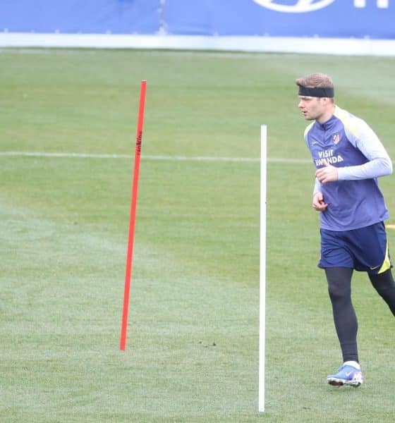 Sorloth, durante el entrenamiento. EFE/Víctor Lerena