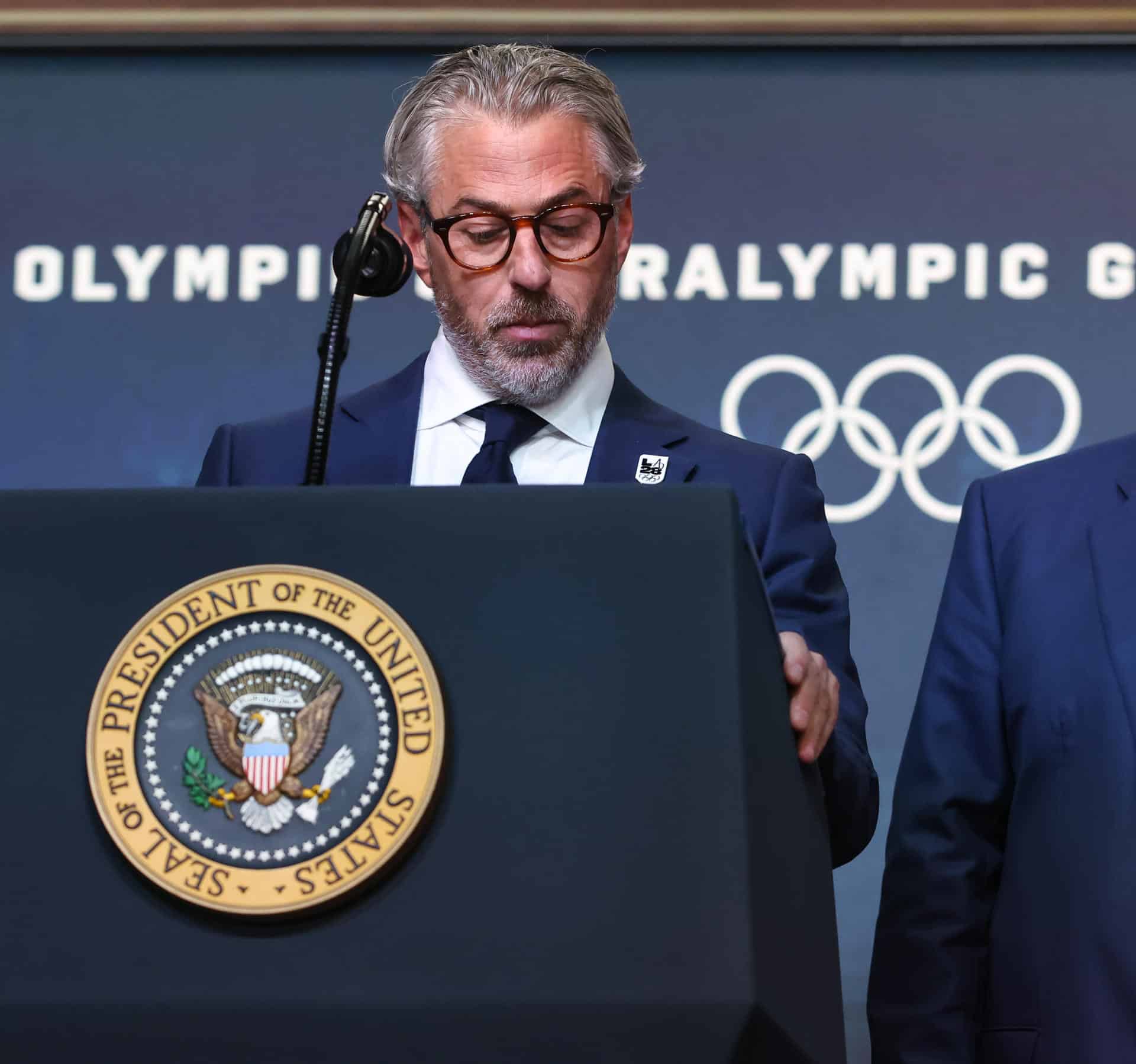 Casey Wasserman, presidente del comité organizador de los Juegos Olímpicos Los Ángeles 2028. EFE/EPA/SAMUEL CORUM/POOL