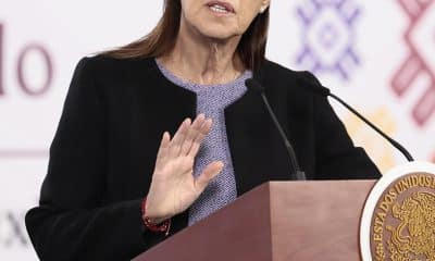 La presidenta de México, Claudia Sheinbaum, habla durante una rueda de prensa en el Palacio Nacional de Ciudad de México (México). Imagen de archivo. EFE/ José Méndez