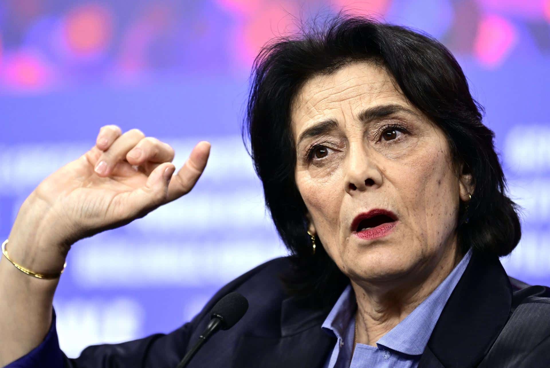 La actriz y directora Hiam Abbass durante una rueda de prensa en la 76 edición de la Berlinale en Berlín, Alemania, el 13 de febrero de 2026. EFE/EPA/FABIAN SOMMER
