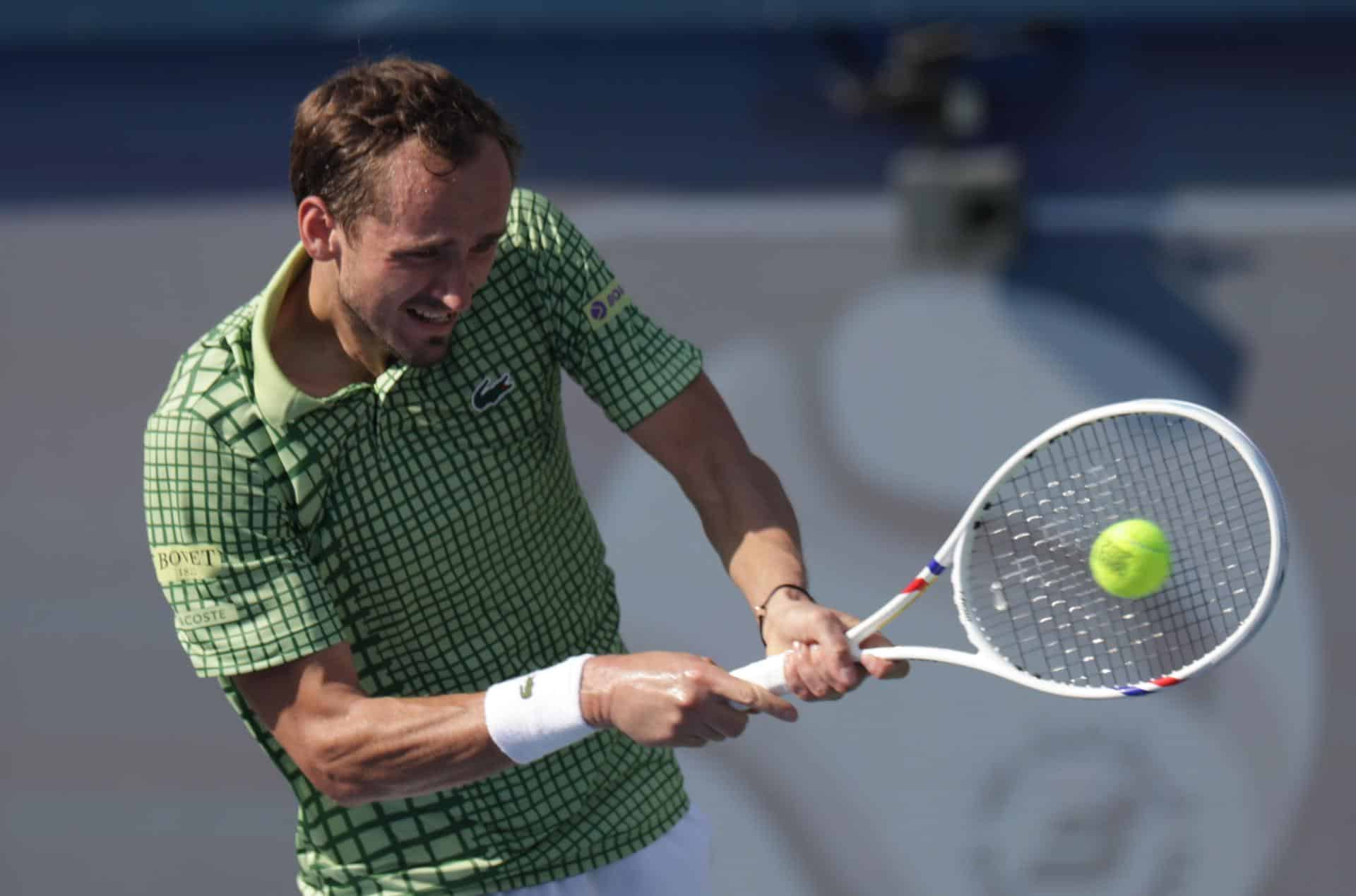 El tenista ruso Daniil Medvedev en el torneo de Dubai. EFE/EPA/ALI HAIDER