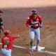 Christian Gabriel Bethancourt (d) de Panamá celebra una entrada a tercera base frente República Dominicana este miércoles, durante un partido de la Serie del Caribe de Béisbol 2026 entre Panamá y República Dominicana en el Estadio Panamericano Charros de Jalisco en Guadalajara (México). EFE/ Francisco Guasco