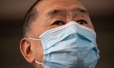 Archivo - HONG KONG (China), 09/02/2026.- (ARCHIVO) - El fundador del diario Apple Daily de Hong Kong, Jimmy Lai Chee-Ying, frente al Tribunal de Magistrados de West Kowloon. EFE/EPA/JEROME FAVRE