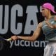 La tenista colombiana Emiliana Arango devuelve una bola frente a la checa Marie Bouzkova este miércoles, en un partido del Mérida Open en Yucatán (México). EFE/ Lorenzo Hernández